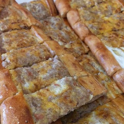 Kıymalı Yumurtalı Pide
