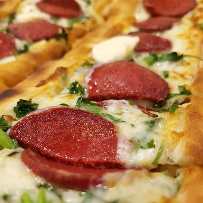 Sucuklu Kaşarlı Pide